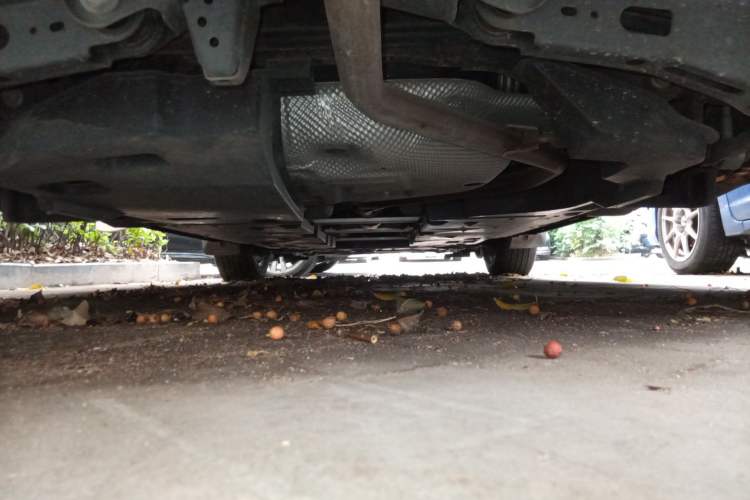 Used Toyota IZOA 2018 2.0L Yichi Version China VI Standard Chassis Rear