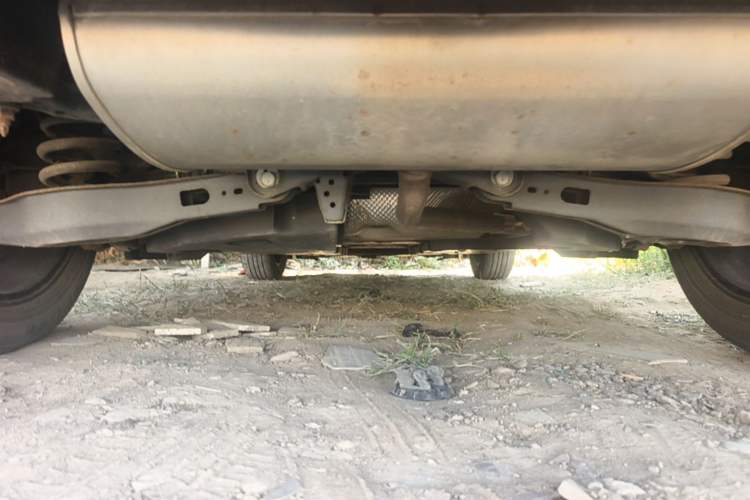Used Toyota IZOA 2018 2.0L Yichi Version China VI Standard Chassis Rear