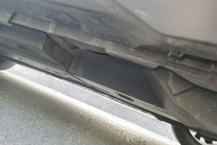 Used Toyota IZOA 2018 2.0L Yichi Version China VI Standard Chassis Rear Left