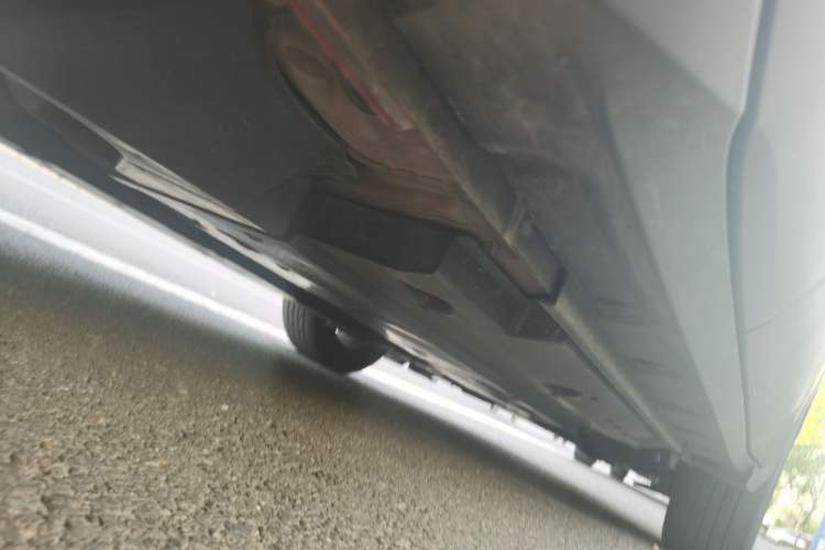 Used Toyota IZOA 2018 2.0L Yichi Version China VI Standard Chassis Rear Right