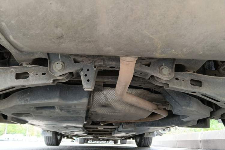 Used Toyota IZOA 2018 2.0L Yichi Version China VI Standard Chassis Rear
