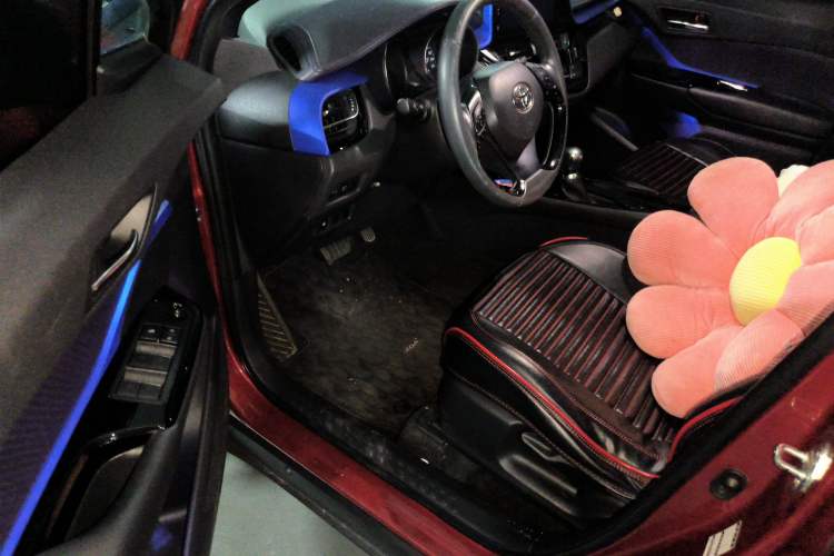 Used Toyota IZOA 2018 2.0L Yichi Edition China V Standard Driver Seat