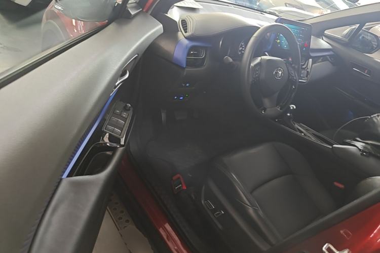 Used Toyota IZOA 2018 2.0L Yichi Edition China V Standard Driver Seat