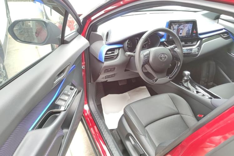 Used Toyota IZOA 2018 2.0L Yichi Version China VI Standard Driver Seat