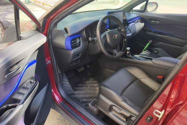 Used Toyota IZOA 2018 2.0L Yichi Version China VI Standard Driver Seat