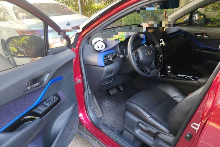 Used Toyota IZOA 2018 2.0L Yichi Version China VI Standard Driver Seat