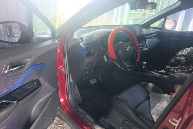 Used Toyota IZOA 2018 2.0L Yichi Version China VI Standard Driver Seat
