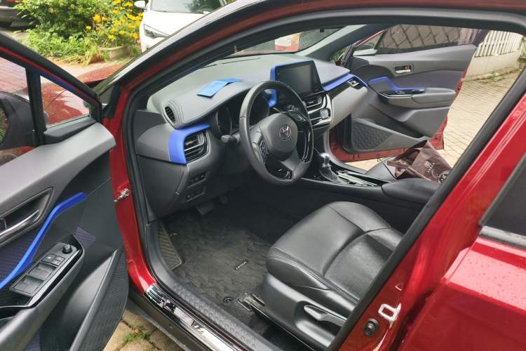 Used Toyota IZOA 2018 2.0L Yichi Edition China V Standard Driver Seat