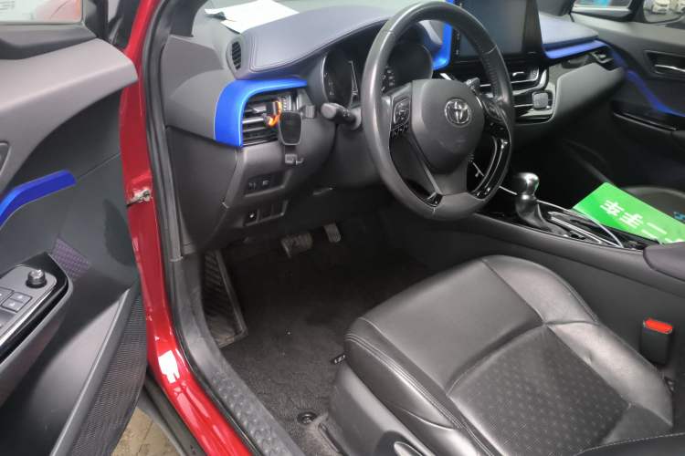 Used Toyota IZOA 2018 2.0L Yichi Version China VI Standard Driver Seat