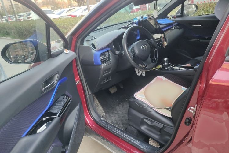 Used Toyota IZOA 2018 2.0L Yichi Version China VI Standard Driver Seat