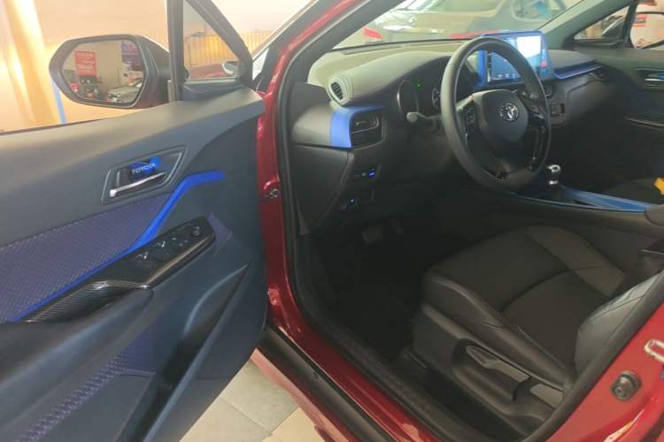 Used Toyota IZOA 2018 2.0L Yichi Edition China V Standard Driver Seat