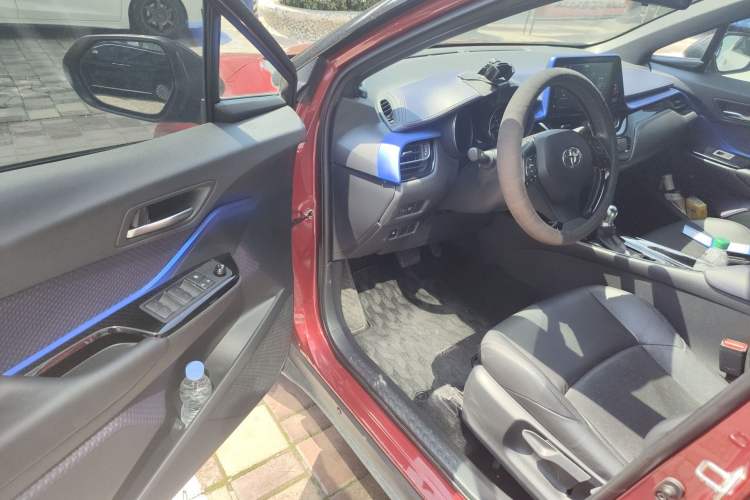 Used Toyota IZOA 2018 2.0L Yichi Edition China V Standard Driver Seat