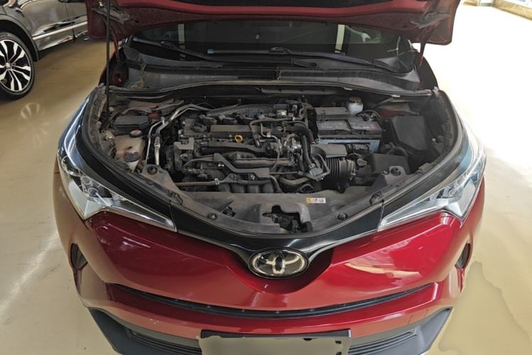 Used Toyota IZOA 2018 2.0L Yichi Edition China V Standard Engine Bay