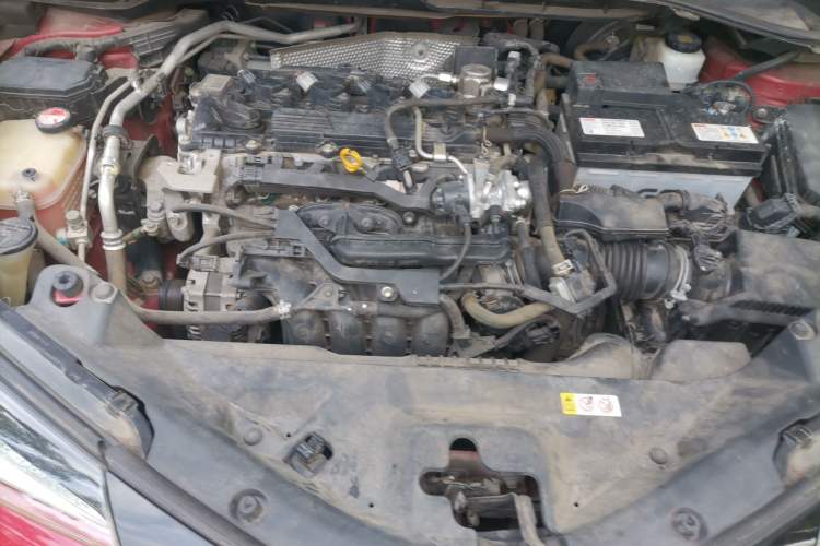 Used Toyota IZOA 2018 2.0L Yichi Version China VI Standard Engine Bay