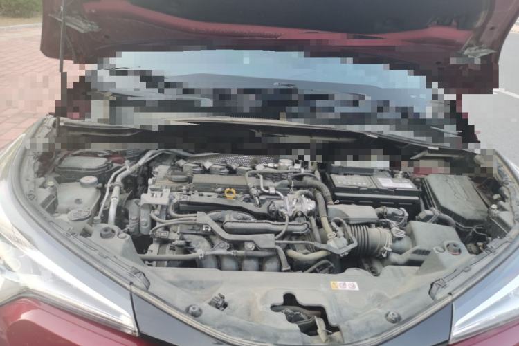 Used Toyota IZOA 2018 2.0L Yichi Version China VI Standard Engine Bay