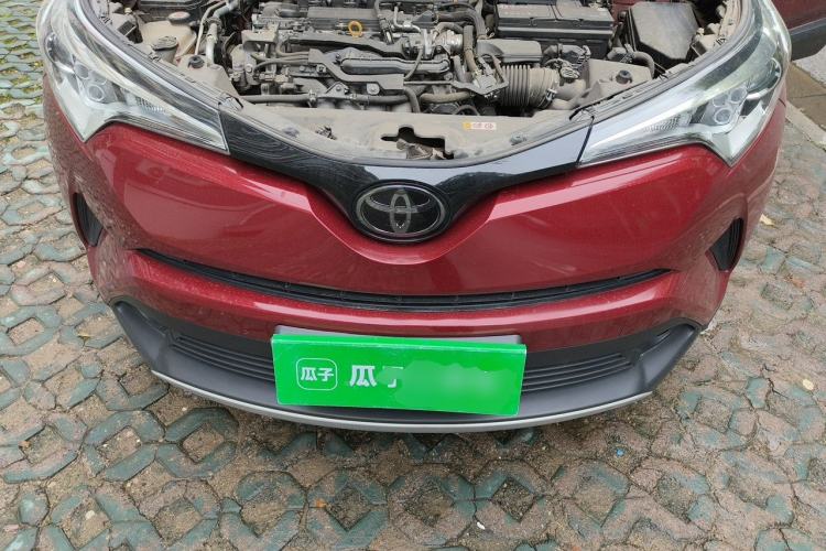Used Toyota IZOA 2018 2.0L Yichi Version China VI Standard Engine Bay