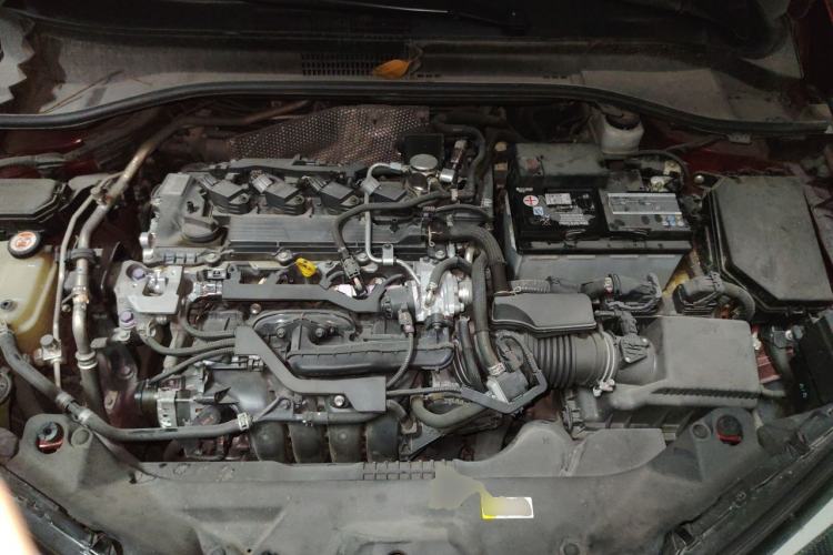 Used Toyota IZOA 2018 2.0L Yixuan Version China V Standard Engine Bay