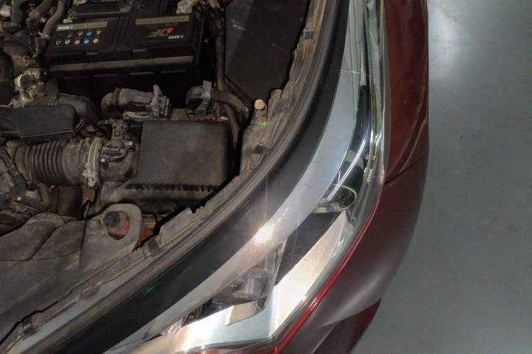 Used Toyota IZOA 2018 2.0L Yichi Edition China V Standard Engine Bay Left