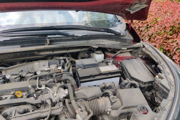 Used Toyota IZOA 2018 2.0L Yichi Version China VI Standard Engine Bay Left