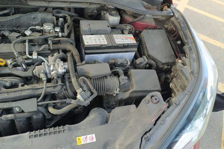 Used Toyota IZOA 2018 2.0L Yichi Edition China V Standard Engine Bay Left