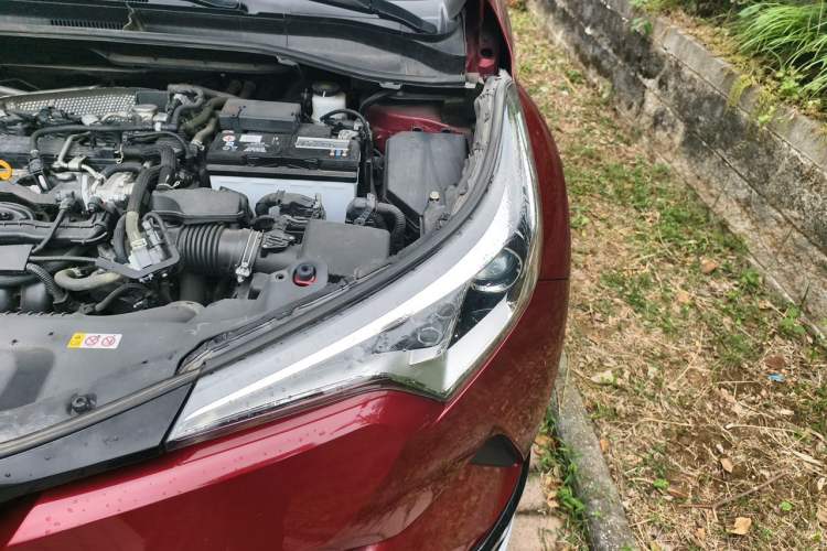 Used Toyota IZOA 2018 2.0L Yichi Edition China V Standard Engine Bay Left
