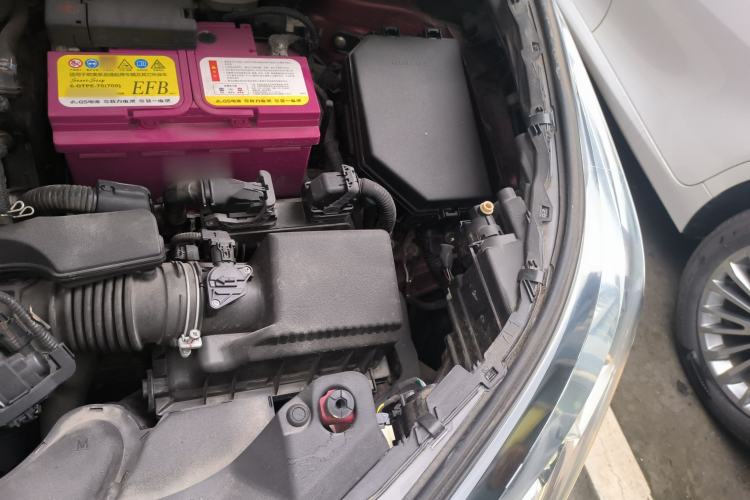 Used Toyota IZOA 2018 2.0L Yichi Version China VI Standard Engine Bay Left