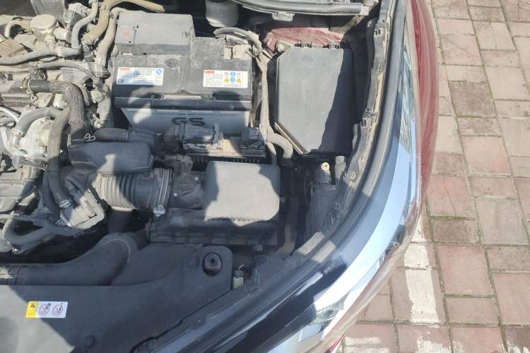 Used Toyota IZOA 2018 2.0L Yichi Edition China V Standard Engine Bay Left