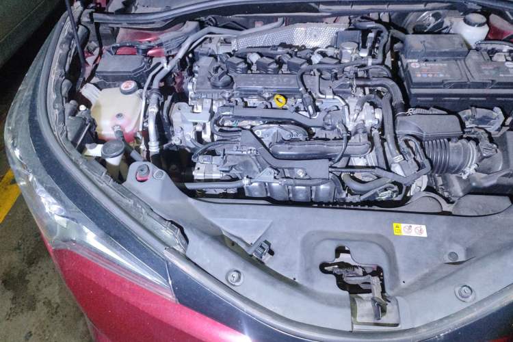 Used Toyota IZOA 2018 2.0L Yichi Edition China V Standard Engine Bay Right