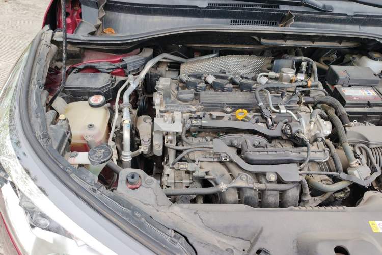 Used Toyota IZOA 2018 2.0L Yichi Version China VI Standard Engine Bay Right