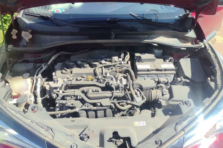Used Toyota IZOA 2018 2.0L Yichi Edition China V Standard Engine Bay