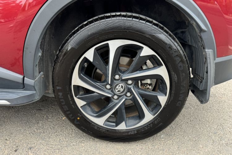 Used Toyota IZOA 2018 2.0L Yichi Version China VI Standard Exterior 4