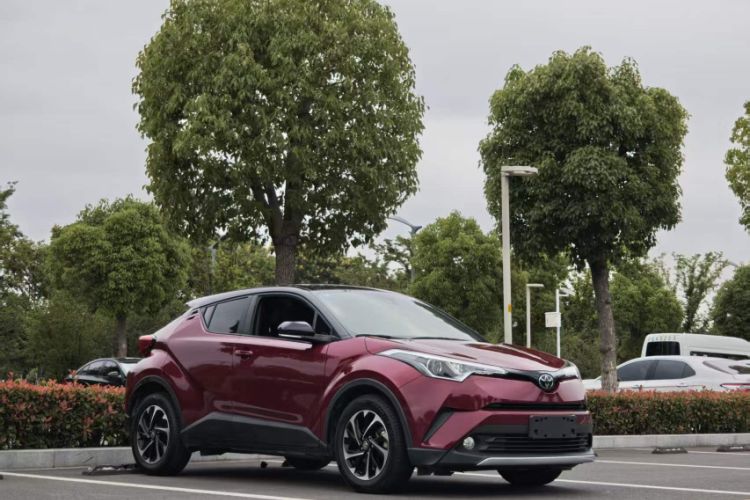 Used Toyota IZOA 2018 2.0L Yichi Version China VI Standard Exterior 4