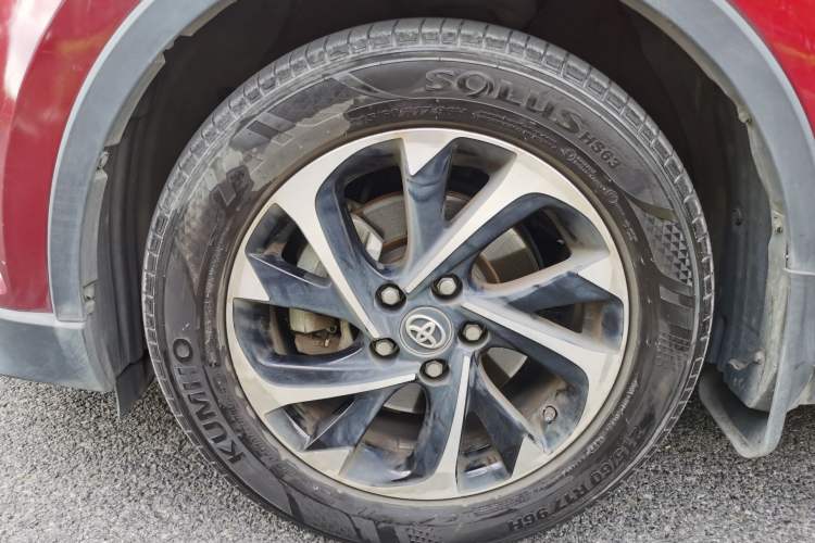 Used Toyota IZOA 2018 2.0L Yichi Version China VI Standard Exterior 7