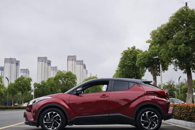 Used Toyota IZOA 2018 2.0L Yichi Version China VI Standard Exterior 9