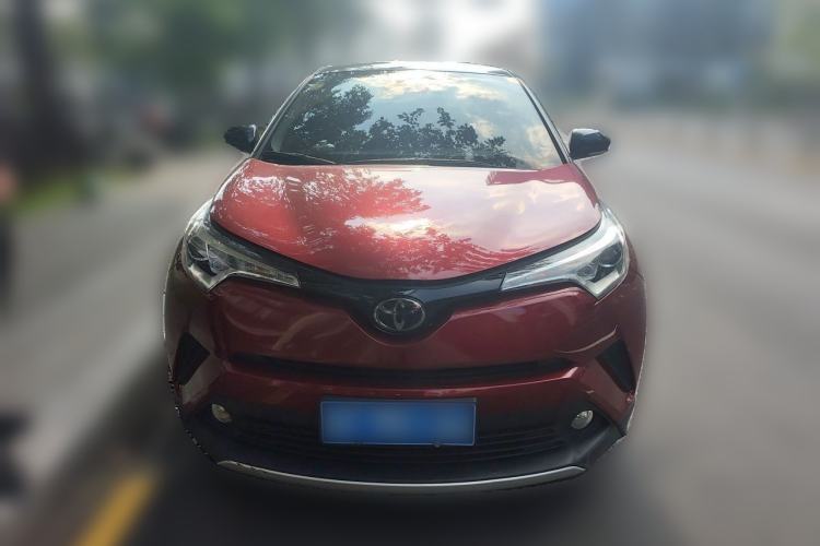 Used Toyota IZOA 2018 2.0L Yichi Version China VI Standard Front