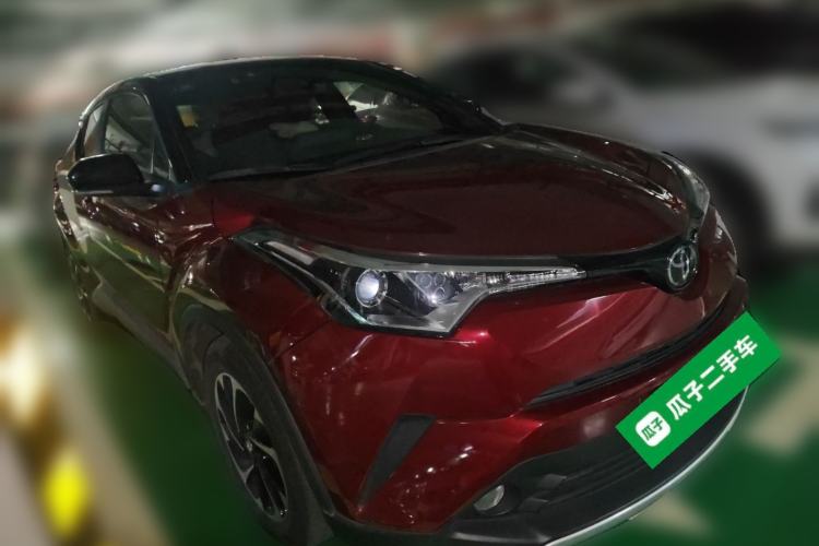 Used Toyota IZOA 2018 2.0L Yichi Version China VI Standard Front Right 45 Deg