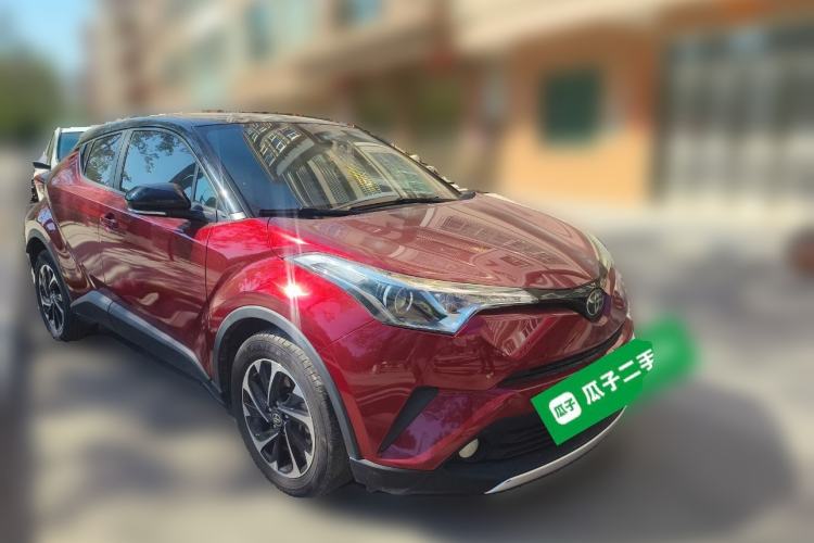 Used Toyota IZOA 2018 2.0L Yichi Version China VI Standard Front Right 45 Deg