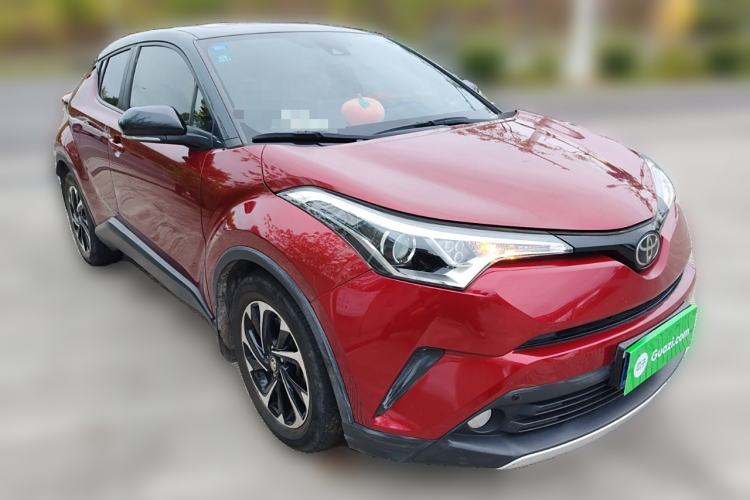 Used Toyota IZOA 2018 2.0L Yichi Version China VI Standard Front Right 45 Deg