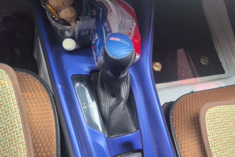 Used Toyota IZOA 2018 2.0L Yichi Version China VI Standard Gear Lever
