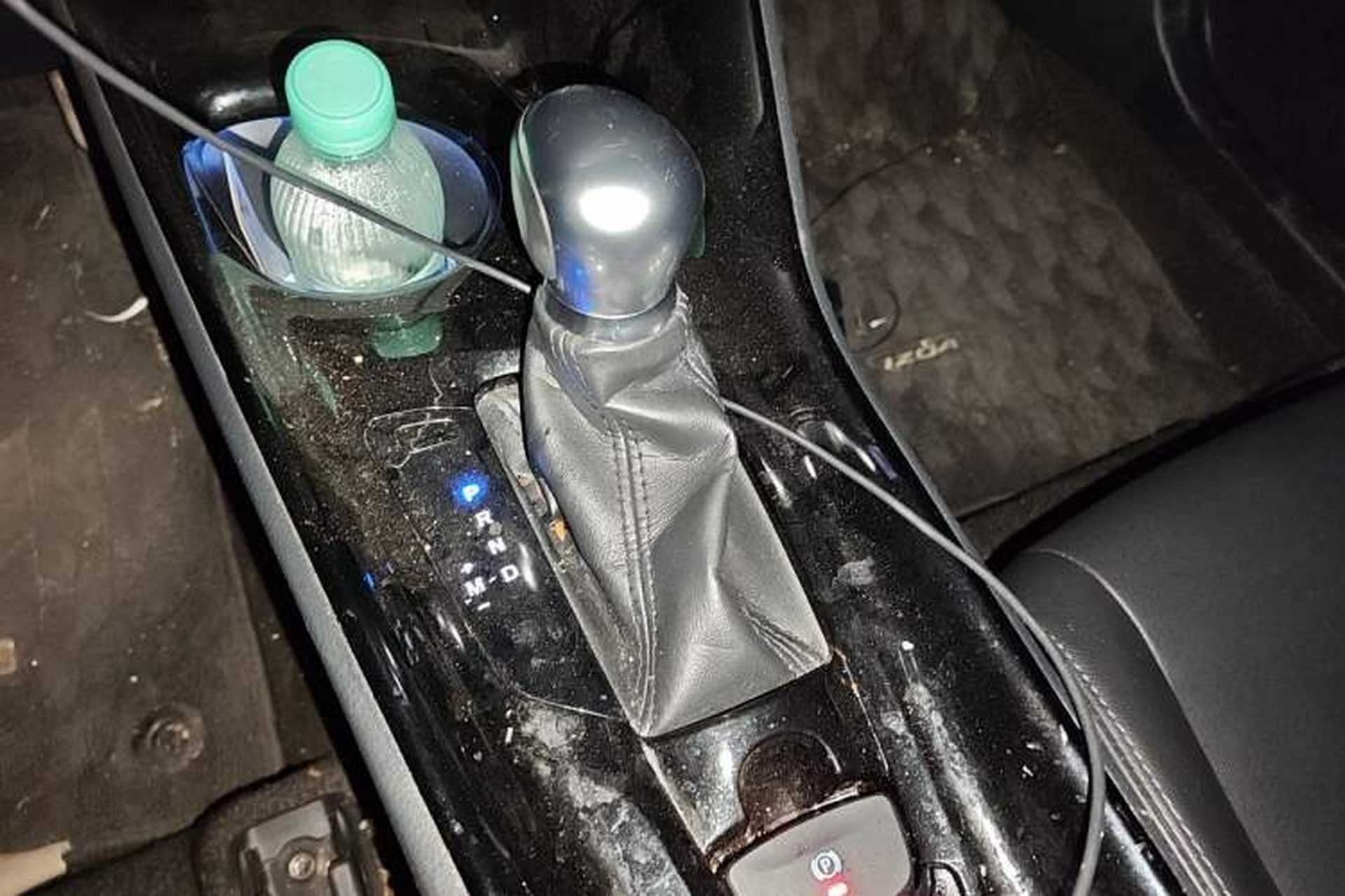 Used Toyota IZOA 2018 2.0L Yichi Version China VI Standard Gear Lever