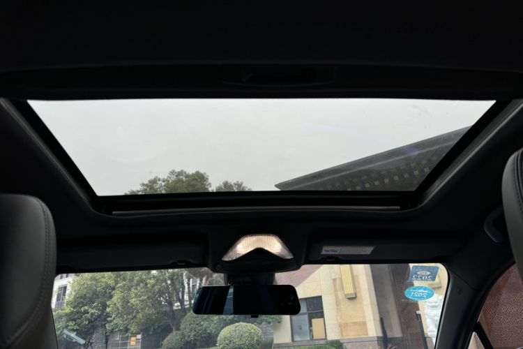 Used Toyota IZOA 2018 2.0L Yichi Version China VI Standard Headliner