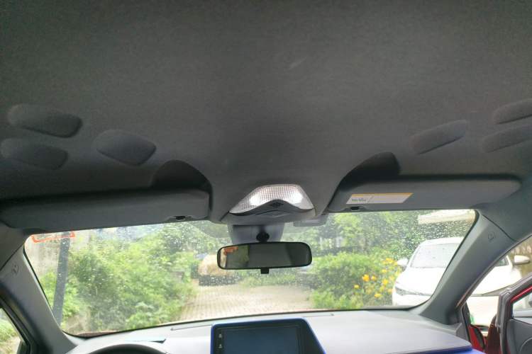 Used Toyota IZOA 2018 2.0L Yichi Edition China V Standard Headliner