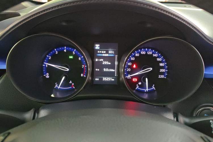 Used Toyota IZOA 2018 2.0L Yichi Edition China V Standard Instrument Cluster