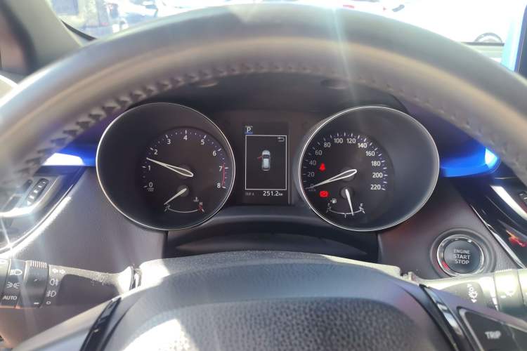 Used Toyota IZOA 2018 2.0L Yichi Edition China V Standard Instrument Cluster