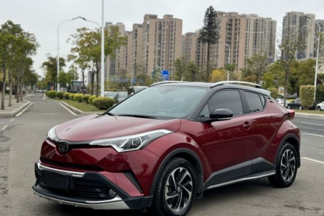 Used Toyota IZOA 2018 2.0L Yichi Version China VI Standard
