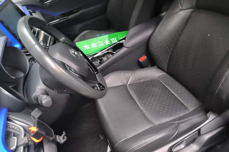 Used Toyota IZOA 2018 2.0L Yichi Version China VI Standard Left Front Seat