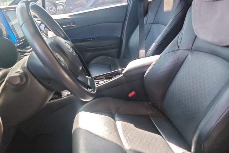 Used Toyota IZOA 2018 2.0L Yichi Version China VI Standard Left Front Seat