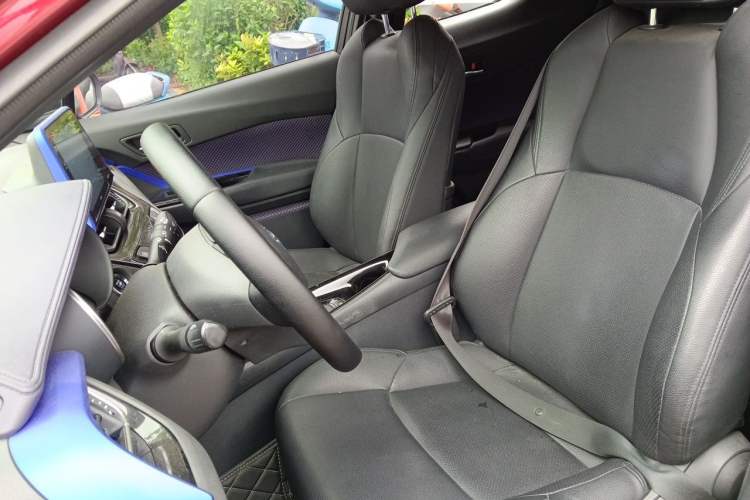 Used Toyota IZOA 2018 2.0L Yichi Version China VI Standard Left Front Seat