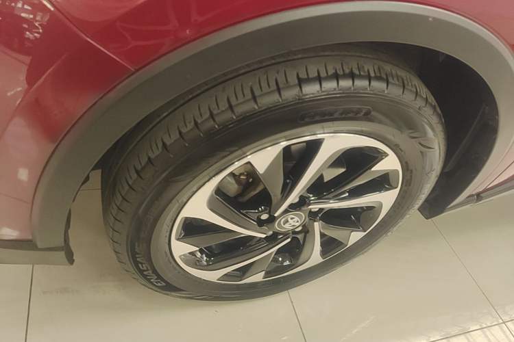 Used Toyota IZOA 2018 2.0L Yichi Edition China V Standard Left Front Wheel Hub