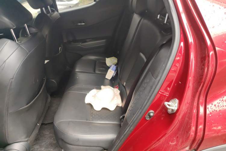 Used Toyota IZOA 2018 2.0L Yichi Version China VI Standard Left Rear Seat